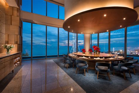 コンラッド マニラ|Conrad Manila, Manila (updated prices 2024).
